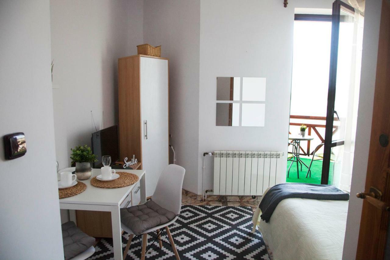 O.W. Lazur Nad Jeziorem Żywiec Exteriör bild